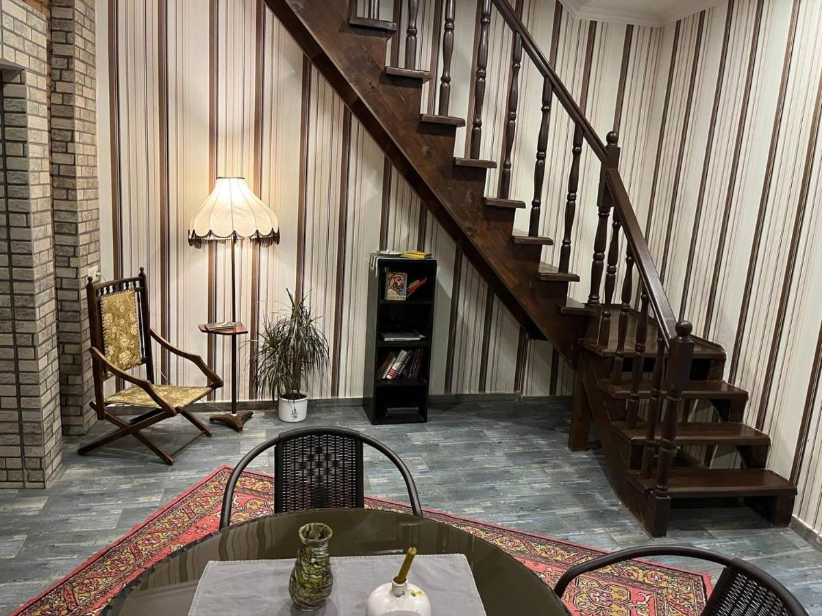 Home Away Home In Heart Of Tbilisi Buitenkant foto
